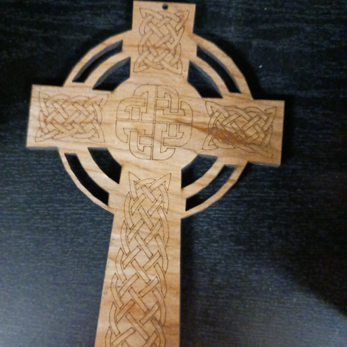 Small Celtic Cross (7.5in x 5 in)