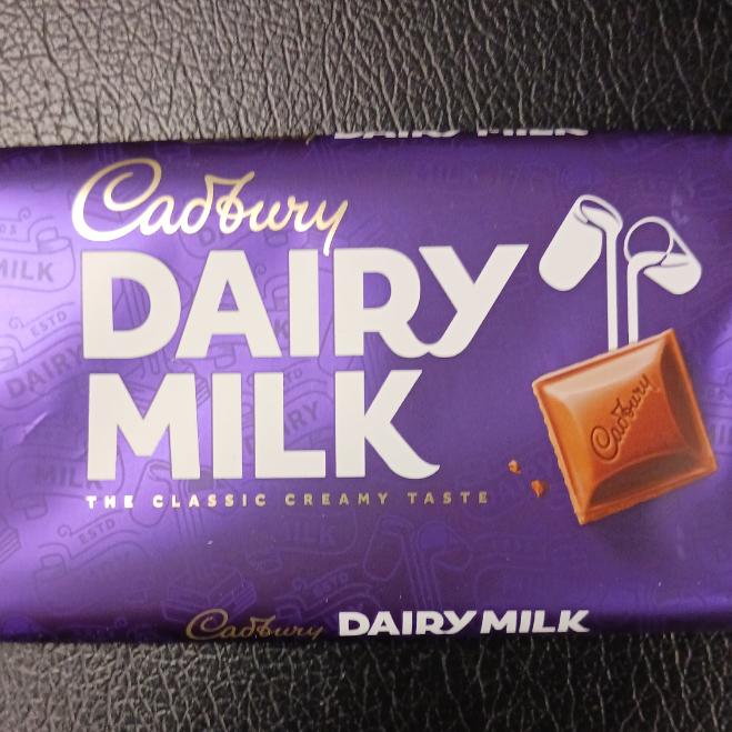 Cadbury Dairy Milk Classic Bar (110g)