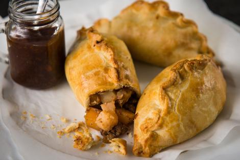 Pouch Pies: Traditional Cornish Pasty